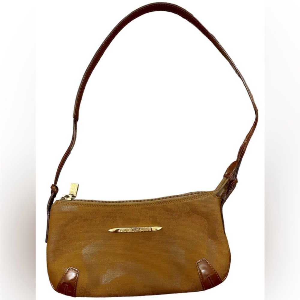 ✨Alviero Martini La Classe Pouchette Classic✨